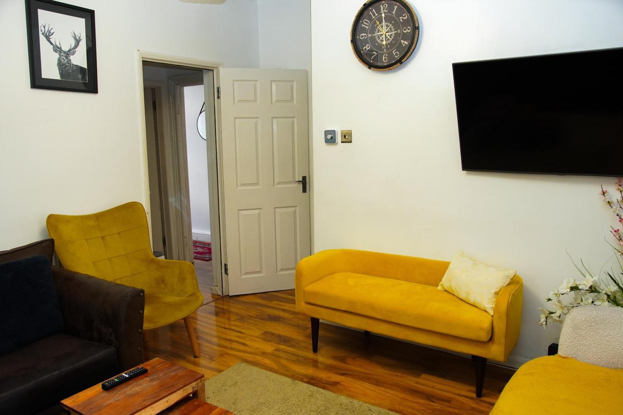 5 Bedroom House Near Cardiff City. Luaran gambar